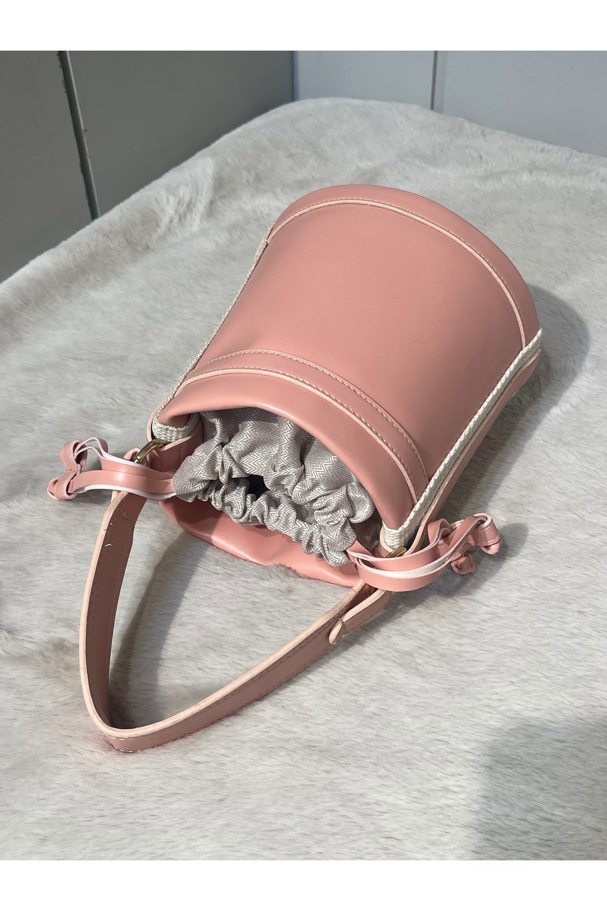 Pembe Kadın Büzgülü Kova El ve Omuz çantası - Pembe